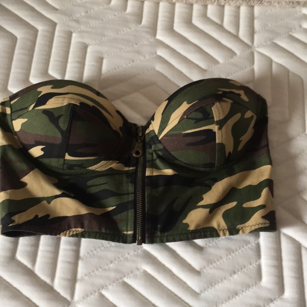 Camouflage bandeau bra